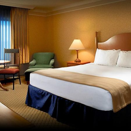 Xandria Hotel Warri Екстериор снимка